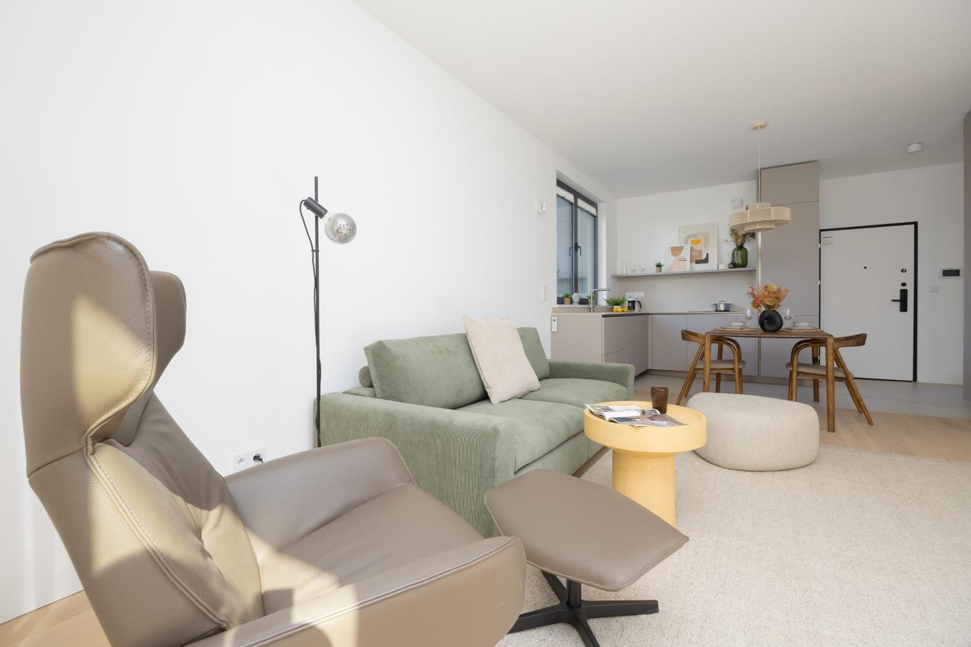 Stylish Grzybowska By Renters Butas Warsaw